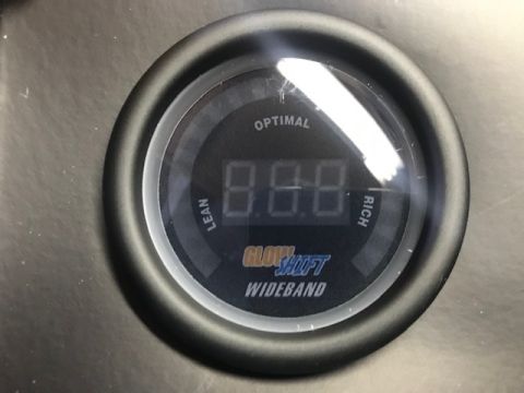 2000 Ford Explorer - A GlowShift Wideband Air/Fuel Ratio gauge is shown, displaying '8.8.8' with 'LEAN' and 'RICH' indicators.
