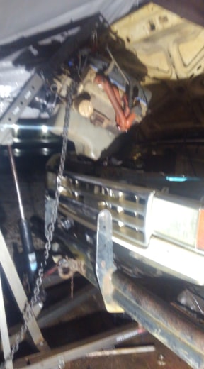 1988 Ford Bronco - so after 2 events running this engine and getting ready for the next, i started to head a bit of a knocking. oil pressure was pretty bad at…