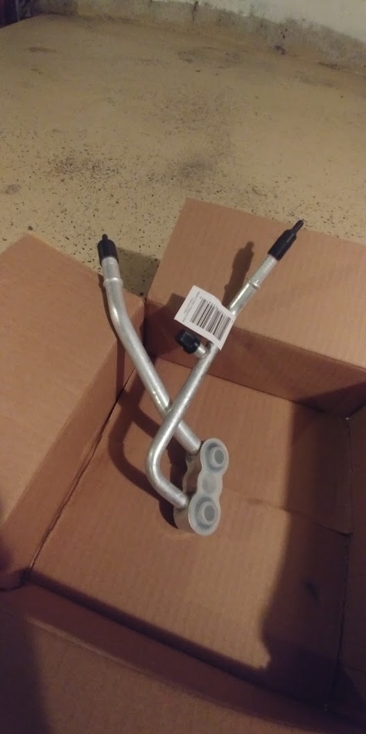 20191031 - Got my Dodge A/C manifold in from Diesel Conversion Specialists, just needs to be crimped to the ford lines.