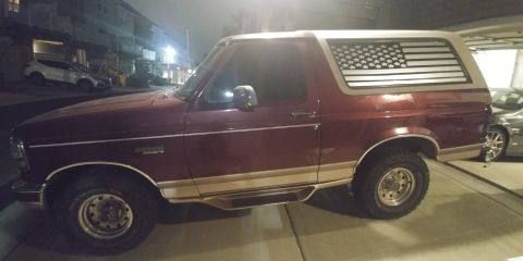 1996 Ford Bronco - 20191002 - Installing a decal I got from Etsy on the hard top windows right before I have to drop it off at the shop for the 4bt swap. It's…