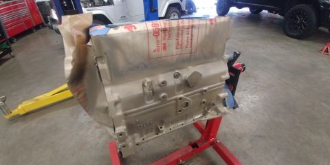 1996 Ford Bronco - 20191104 - 4bt block getting painted. This is after the first coat. One or so more to go.