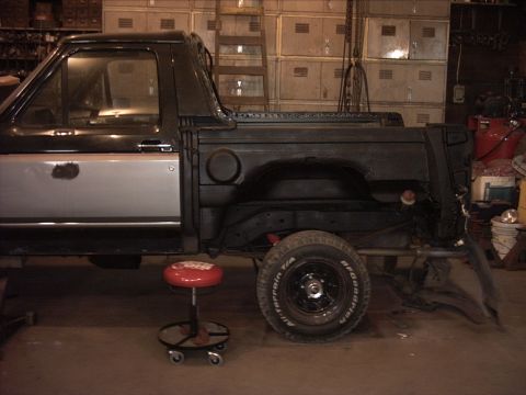 1989 Ford Bronco - Driver quarter panel off, inner panel cleaned up and undercoated