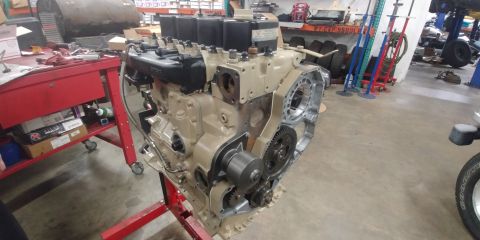 1996 Ford Bronco - 20191112 - Engine is being put back together. Looks pretty good for a rattle can paint job I think.