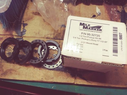 1996 Ford Bronco - The box indicates these hublock parts fit 1/2 Ton Pickups 59-96 and 3/4 Ton Pickups 77 1/2-97.