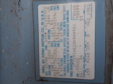 1994 Ford Bronco - Ford VIN sticker with manufacture date 10/80 and model year 1981 visible.