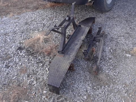 1994 Ford Bronco - This is an aftermarket bumper and frame assembly, not a 1994 Ford Bronco.