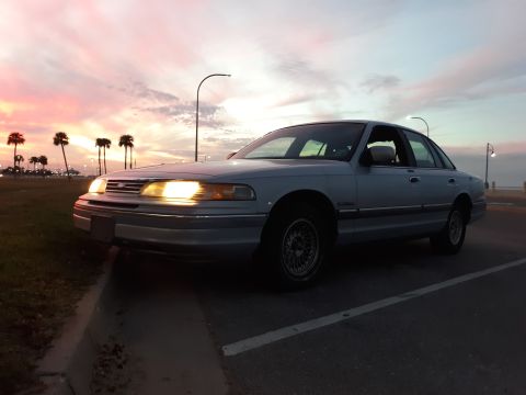 1994 Ford Crown Victoria