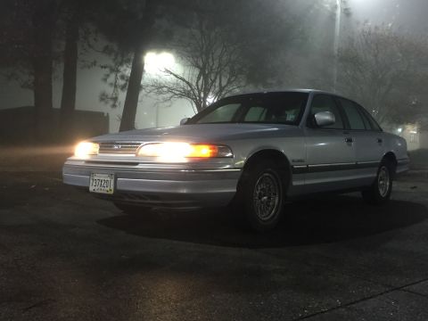 1994 Ford Crown Victoria
