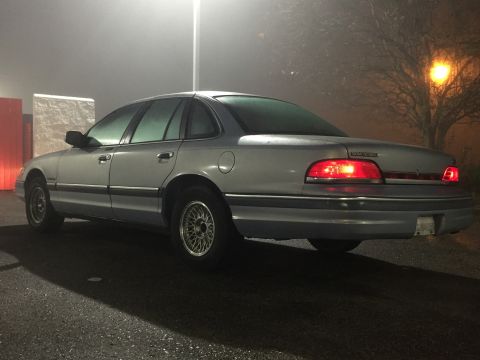 1994 Ford Crown Victoria