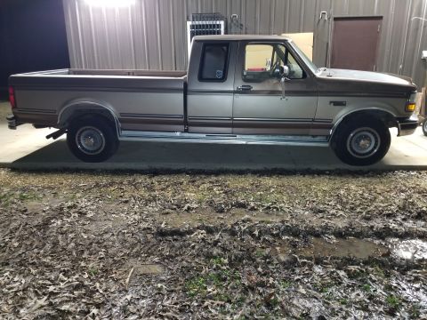 1993 Ford F-250 “Tina”