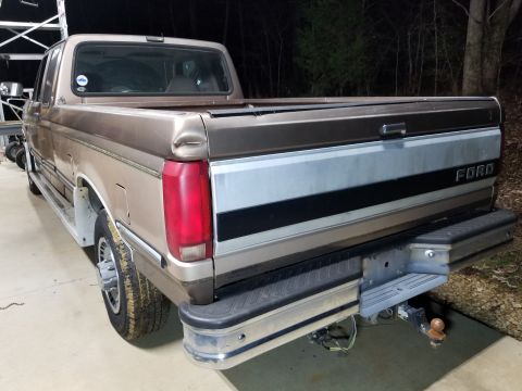 1993 Ford F-250 - This is the worst damage I've found, but I think I can work it back out enough to paint & ignore. The first owner (I'm apparently the 4th)…
