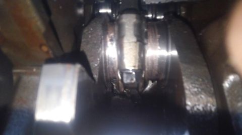1996 Ford Bronco - one rod (cylinder 2) gave out. the rod for cylinder 5 mangled