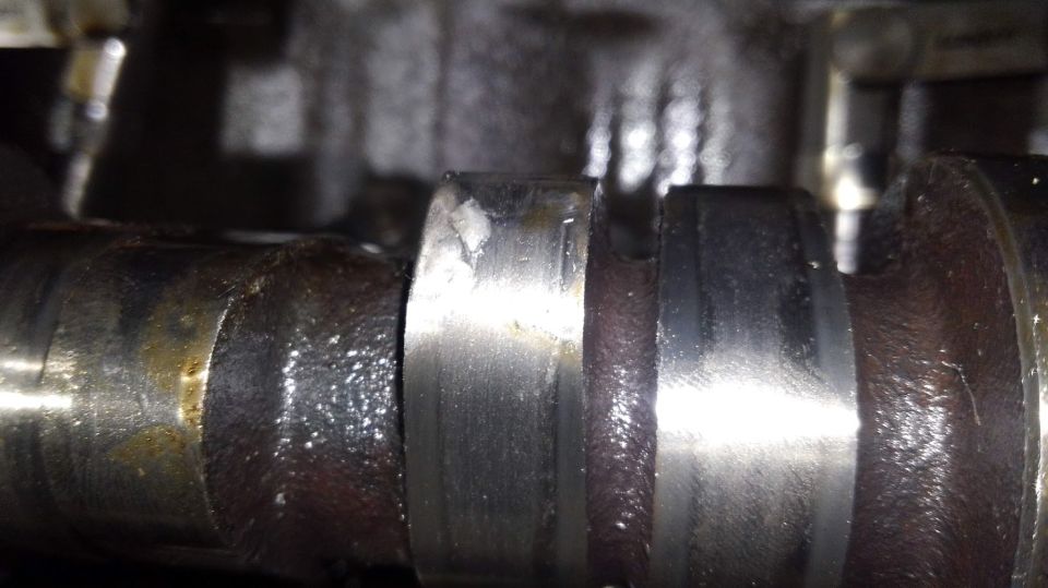 only damage to the cam was one mark of a lobe
