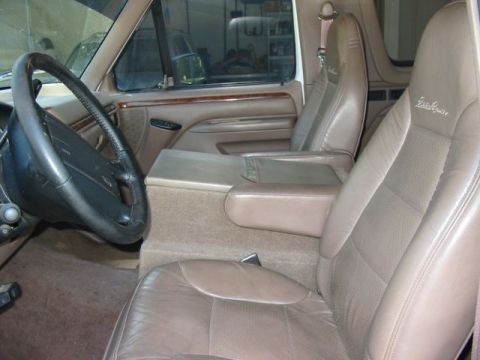 1996 Ford Bronco photo