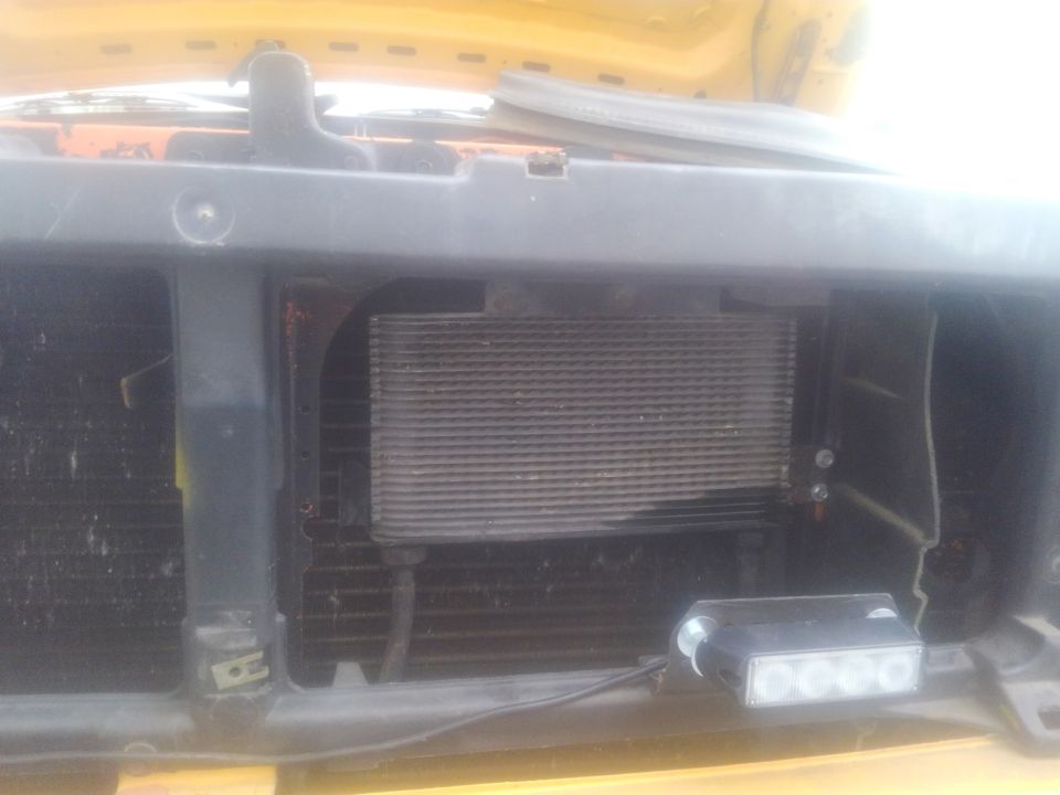 Installed a inter-cooler in the Bronco from an old ambulance i bought and stripped of all useful parts.