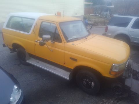 1996 Ford Bronco photo