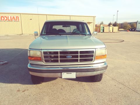 1996 Ford Bronco - This Ford Bronco appears to be from the mid-1990s, likely a 1992-1996 model, based on its body style.