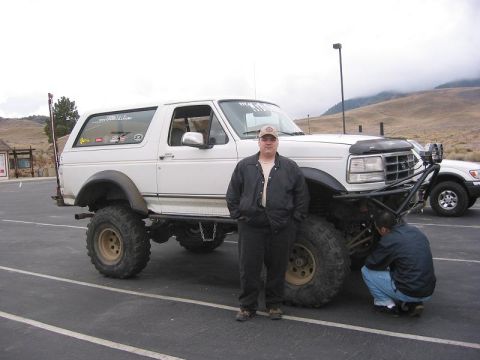 1985 Ford Bronco - For comparasion of my bronco and Rafs bronco.