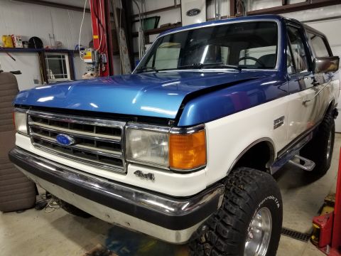 1989 Ford Bronco - LHF corner
