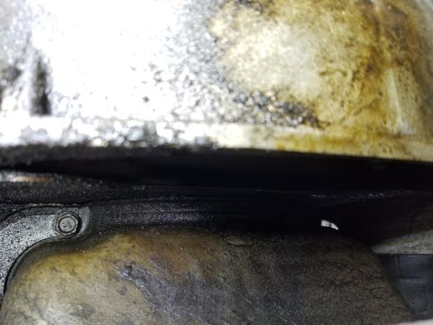1989 Ford Bronco - At first, I thought this was all coming down from the VCGs. But when it continued dripping for 3 days without running the engine, I realize…