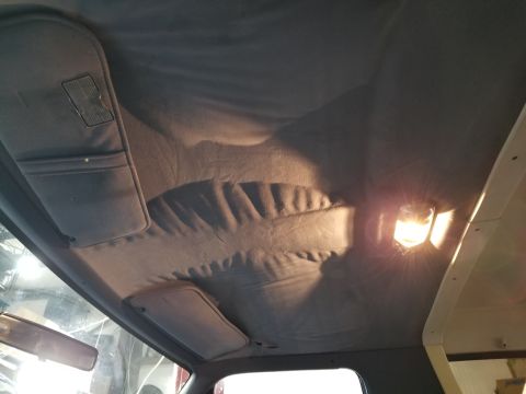 1989 Ford Bronco - Typical droopy headliner.
