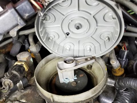 1989 Ford Bronco - The rotor is shimmed with blue paper towel; probably because of timing chain slack. This is a few months later: [url=https://www.supermotor…