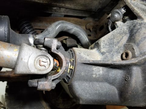 1989 Ford Bronco - Part of the driveline clunk is the loose pinion nut. All the U-joints seem to be tight. But there's also some slop in the t-case.