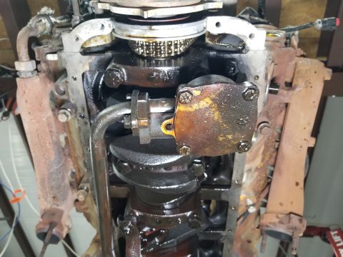 1996 Ford Bronco - The block & timing cover surfaces cleaned up pretty well. There wasn't much slack in the timing chain.