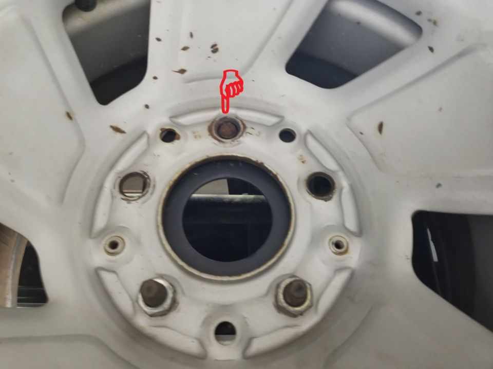 Spare lug stud is broken off