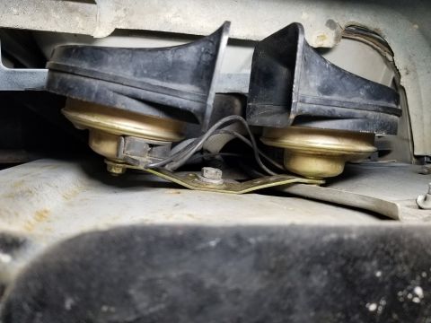 1989 Ford Bronco - These FIAMM horns probably came from my '94 CV.
