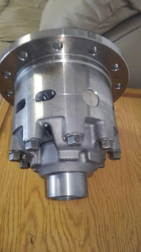 1996 Ford Bronco - this is a brand new Ford electronic locking differential i plan on using. its originally for 2011-2018 diesel 10.5" Sterling but will work…