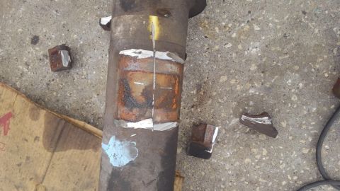 1996 Ford Bronco - all 4 sections broke off. now you can grind the tube smooth for the new perches