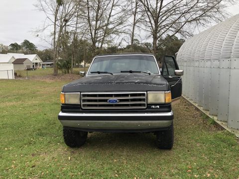 1989 Ford Bronco photo