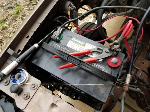 1993 Ford F-250 - I soldered a new clamp onto the positive battery cable. [url=https://www.supermotors.net/registry/2742/69178-4] https://www.supermotors.net…