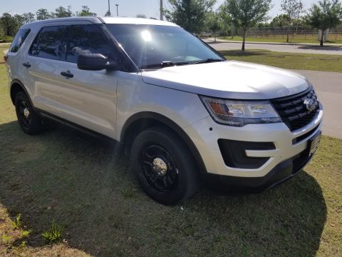 2017 Ford Explorer - This silver 2017 Ford Explorer is shown from the front three-quarter view.