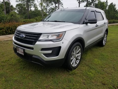 2017 Ford Explorer photo