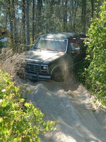 1986 Ford Bronco - Trying to get unstuck...