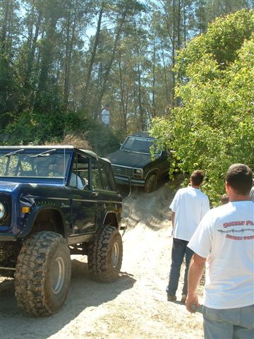 1986 Ford Bronco - ...actually getting unstuck