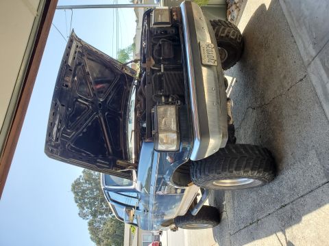 1991 Ford Bronco photo