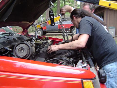 1993 Jeep Grand Cherokee - Having problems with the hood