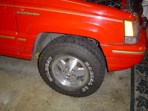 1993 Jeep Grand Cherokee - My swap meet wheel and tires installed