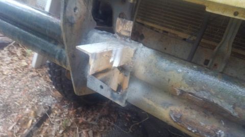 1988 Ford Bronco - for more support i welded a brace to the standoff.