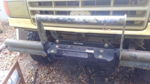 1988 Ford Bronco - winch plate is bolted on with (6) 1/2 inch grade 8 bolts. it should be plenty strong i cut the sharp corners off the winch plate to prevent…