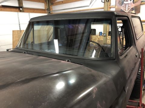 1978 Ford Bronco - New windshield installed