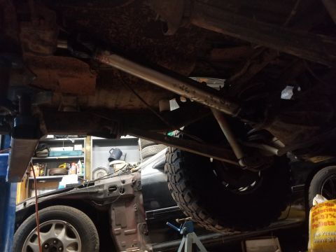 1991 Mitsubishi Montero photo