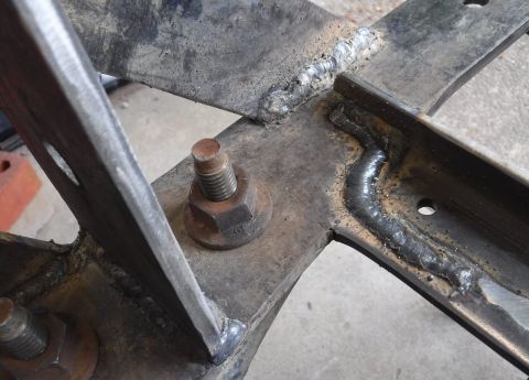 1992 Ford Bronco - Close-up of the final pass welds.