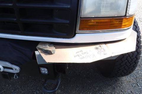 1992 Ford Bronco - Bumper wing, likely profile.