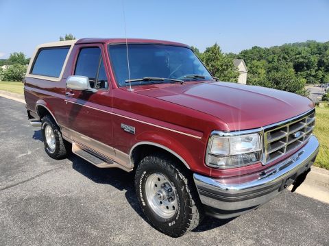1996 Ford Bronco - 2020-07-08 - Finished (mostly) and washed. Still cleans up nice! The striping is missing from the rear quarters because of quarter panel wo…