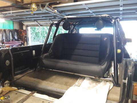 1985 Toyota Hilux photo