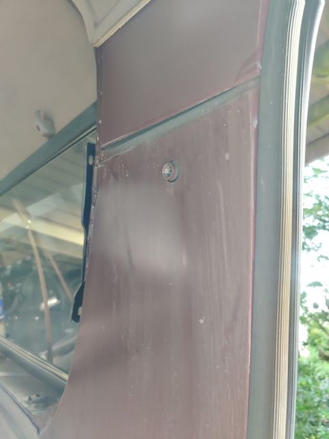 1996 Ford Bronco - 20200715 - Driver B pillar seam shows evidence of leaking. Also, the gap in the seam is much bigger than the passenger side.